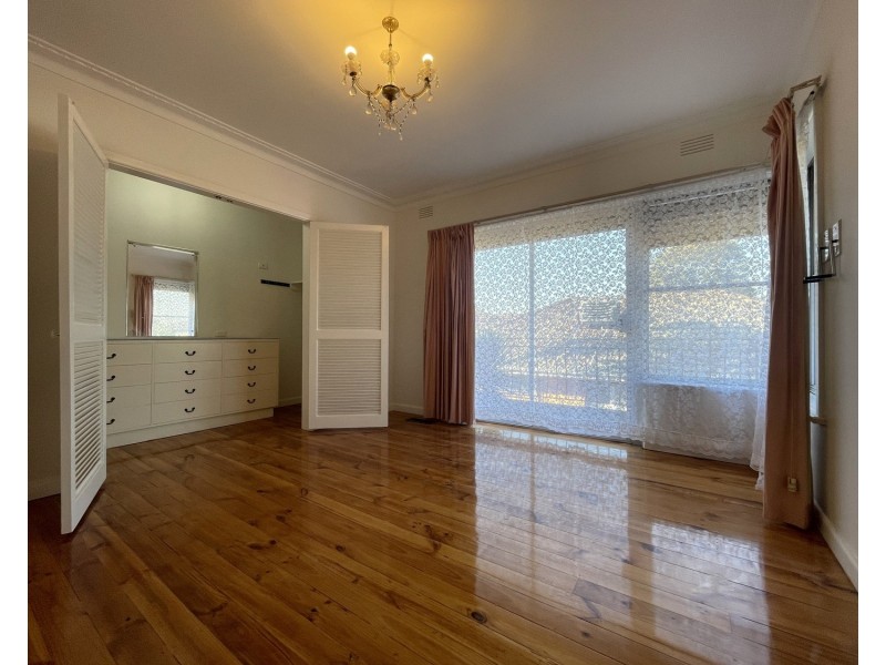 32 Finchley Avenue, Glenroy VIC 3046