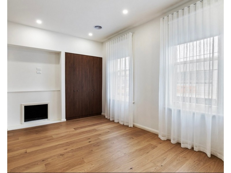 Upper Floor/297 Sydney Road, Brunswick VIC 3056