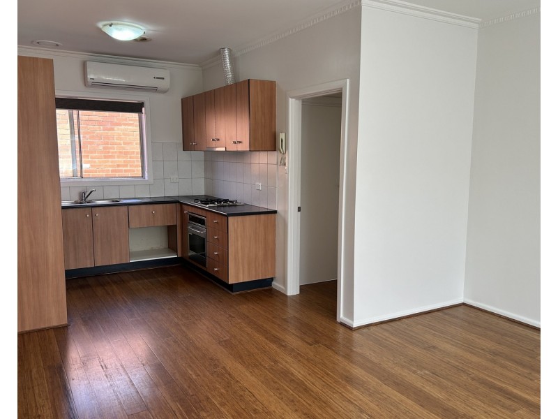 2/147 South Street, Hadfield VIC 3046