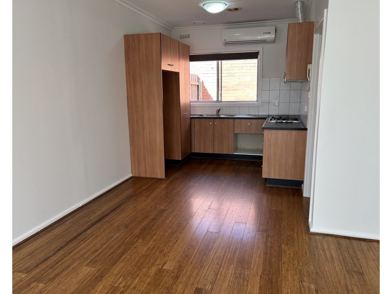 2/147 South Street, Hadfield VIC 3046