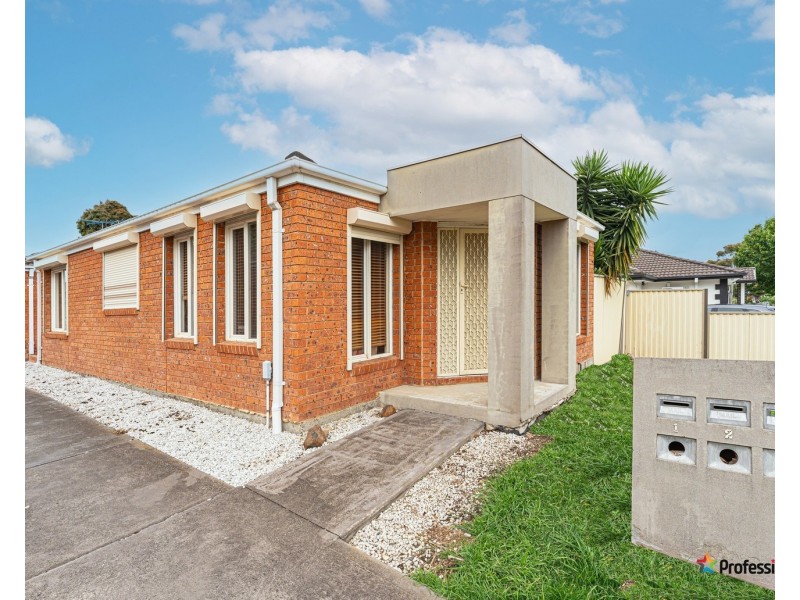 1/4-8 Mladen Court, Coolaroo VIC 3048