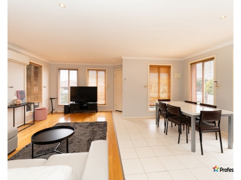 1/4-8 Mladen Court, Coolaroo VIC 3048