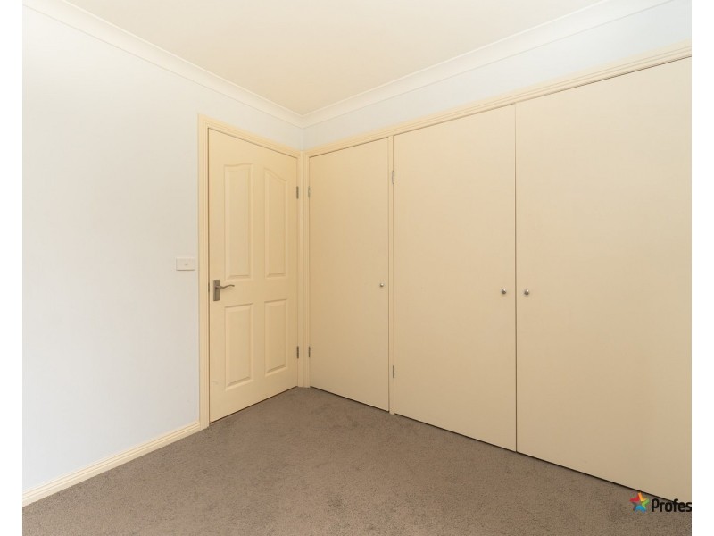 1/4-8 Mladen Court, Coolaroo VIC 3048