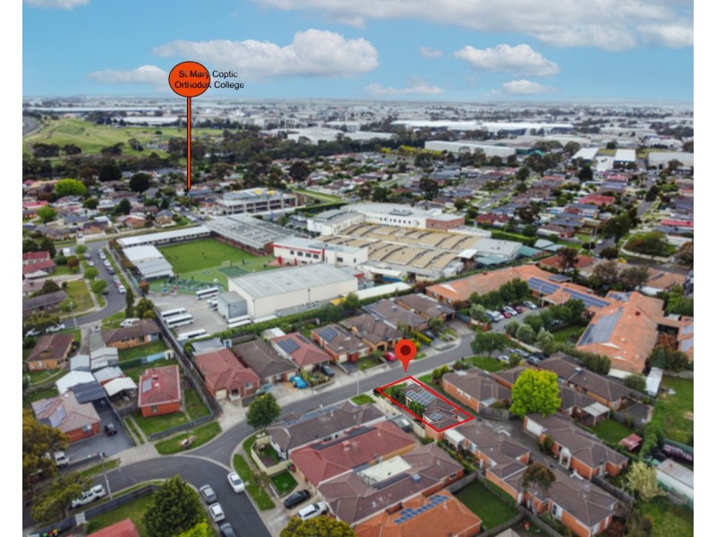 1/4-8 Mladen Court, Coolaroo VIC 3048