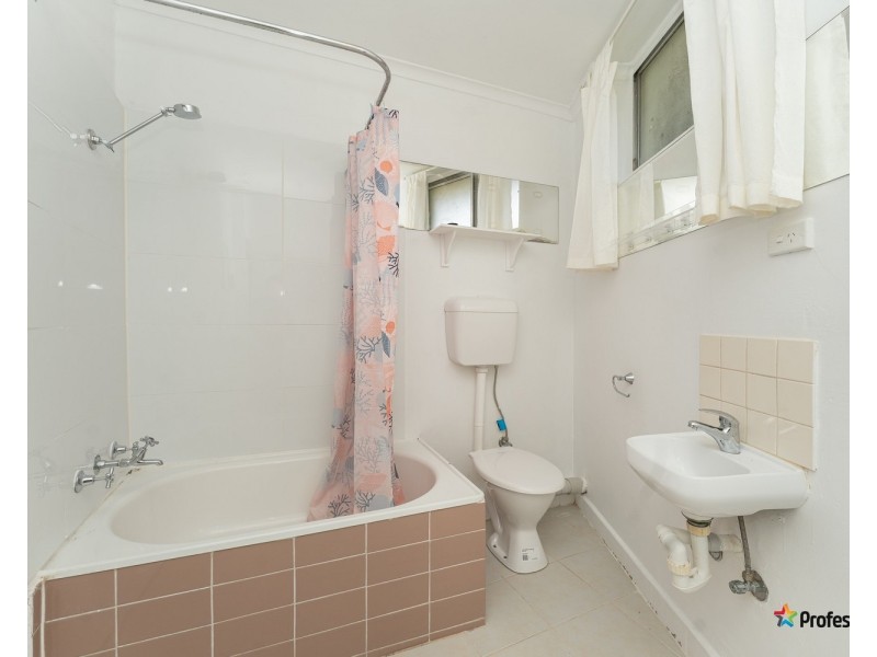 2/23A Becket Street South, Glenroy VIC 3046