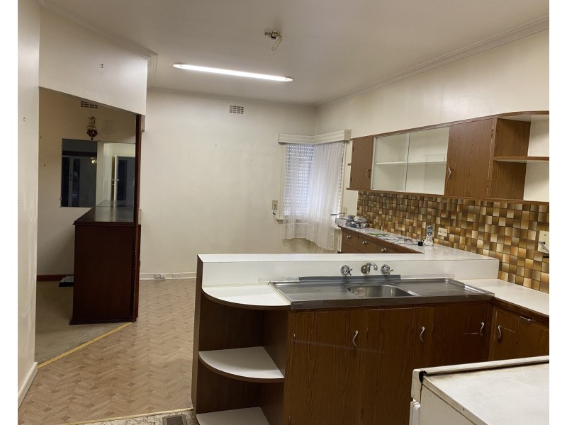 12 Prospect Street, Glenroy VIC 3046