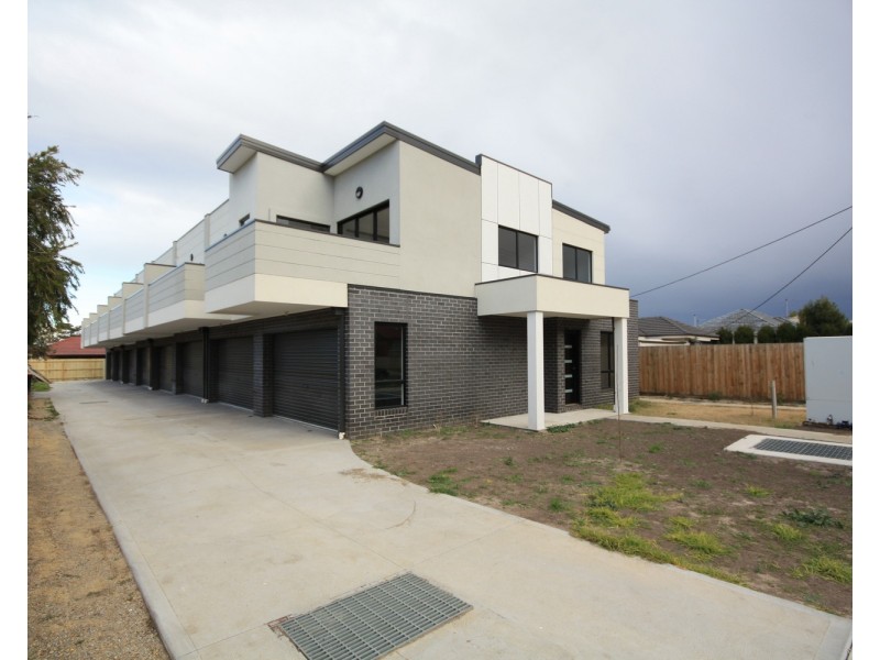 2/9 Lytton Street, Glenroy VIC 3046