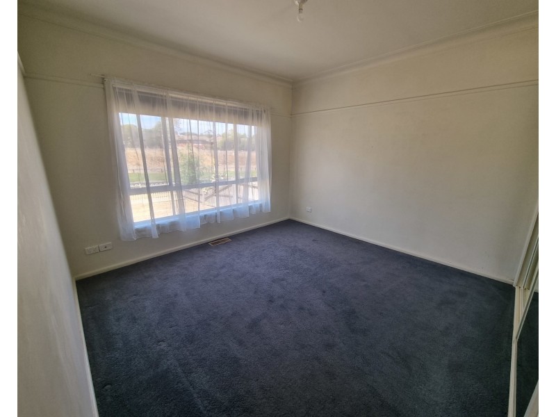49 Station Road, Oak Park VIC 3046