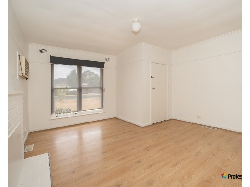 86 Justin Avenue, Glenroy VIC 3046