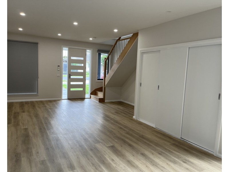 2/68 Justin Avenue, Glenroy VIC 3046