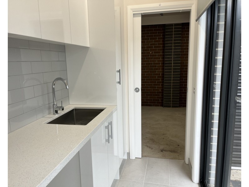 2/68 Justin Avenue, Glenroy VIC 3046