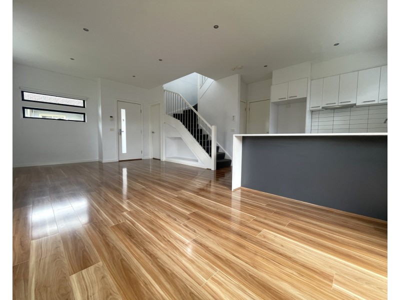 1/51 Jacana Avenue, Broadmeadows VIC 3047