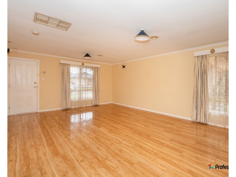 7 Hydra Court, Roxburgh Park VIC 3064