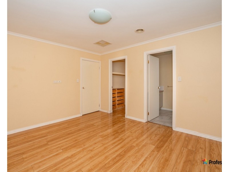 7 Hydra Court, Roxburgh Park VIC 3064