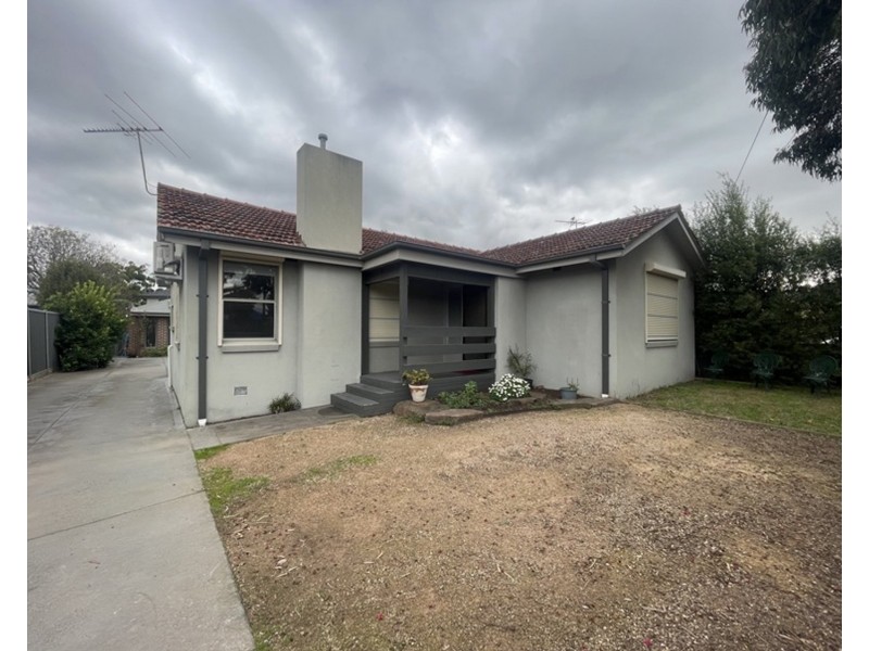 1 Emu Parade, Jacana VIC 3047