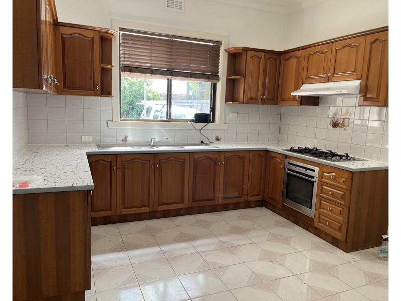 17 Becket Street, Glenroy VIC 3046