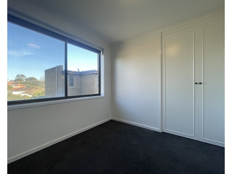 10/2-4 Chapman Avenue, Glenroy VIC 3046