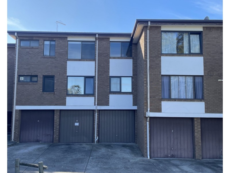 10/2-4 Chapman Avenue, Glenroy VIC 3046