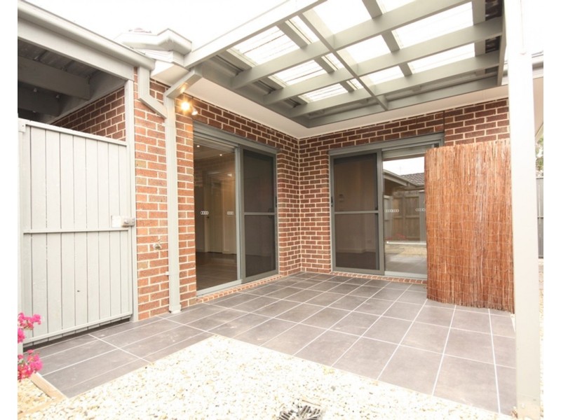 1/60 Leonard Avenue, Glenroy VIC 3046