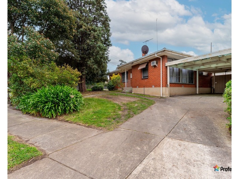 2 Boort Street, Dallas VIC 3047