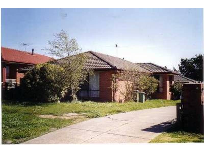 1/9 Ashleigh Crescent, Meadow Heights VIC 3048