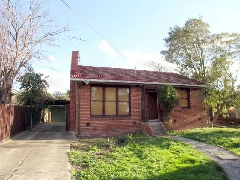 13 Arcadia Avenue, Reservoir VIC 3073