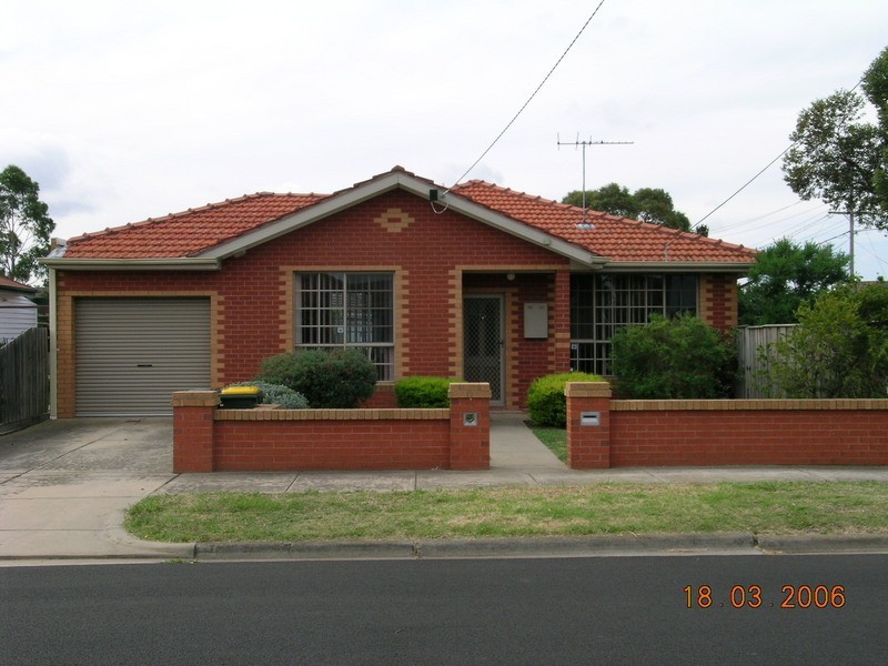 2 Corrigan  Street, Glenroy VIC 3046