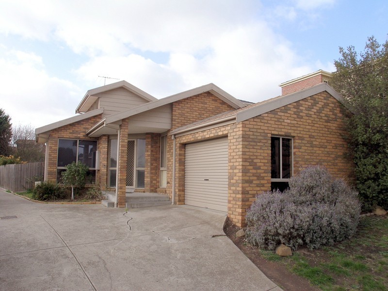 1/34 Papworth Place, Meadow Heights VIC 3048