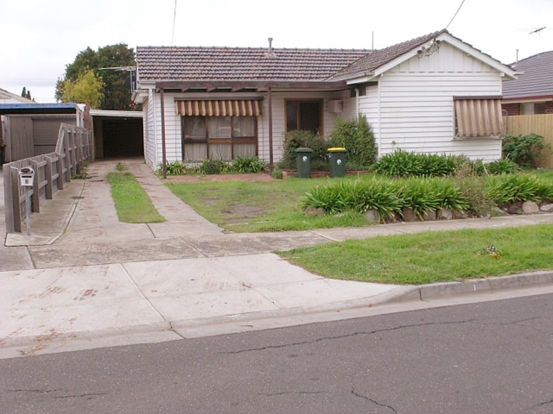6 Langton Street, Glenroy VIC 3046
