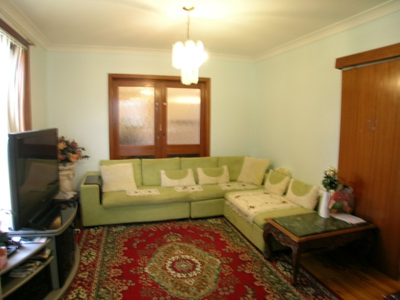 22 Gunbower Crescent, Meadow Heights VIC 3048