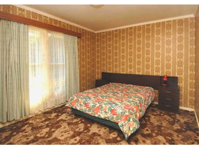 15 Kinnaird Street, Jacana VIC 3047