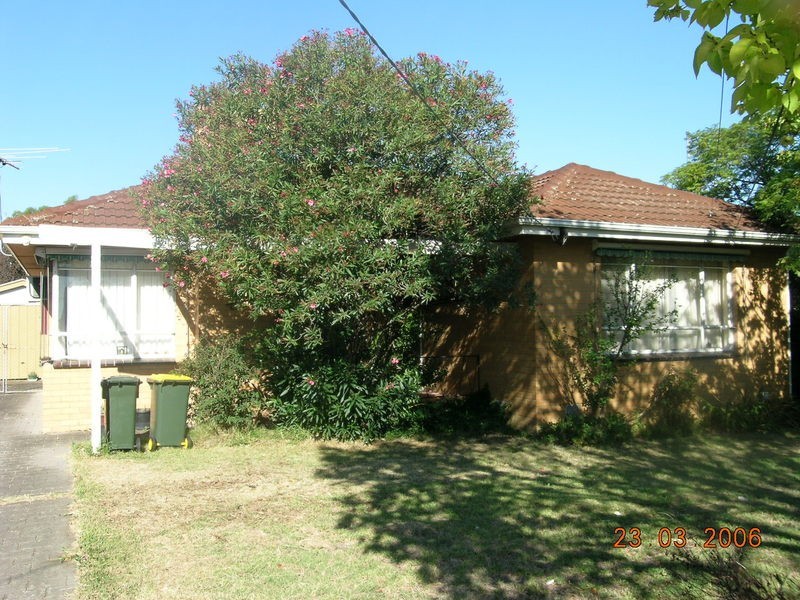 36 Leonard Avenue, Glenroy VIC 3046