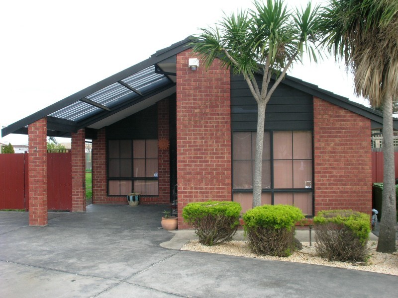 7 Lotus Court, Meadow Heights VIC 3048