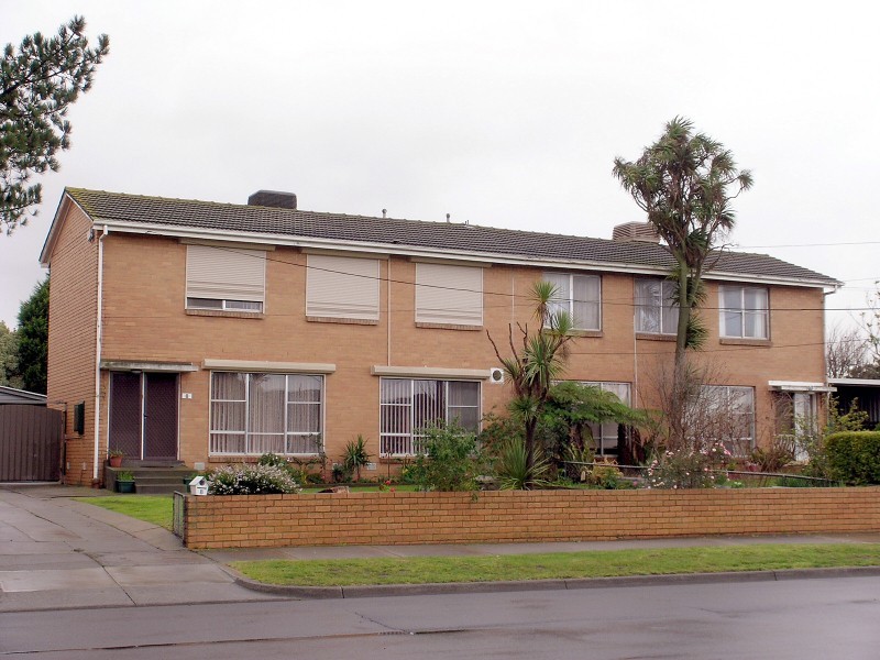 6 & 8 Guildford Avenue, Coolaroo VIC 3048