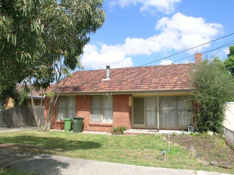 13 Fidge Court, Jacana VIC 3047