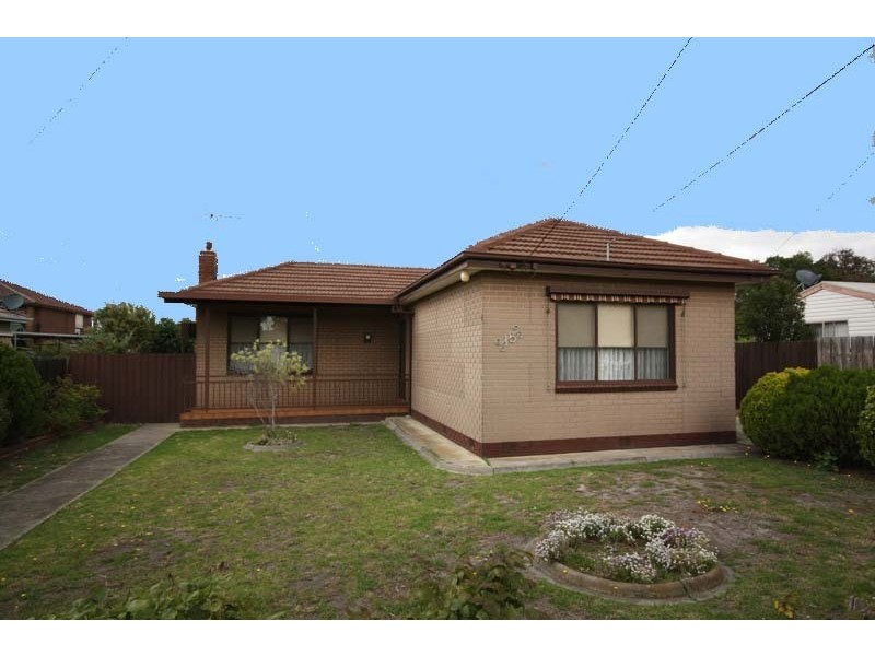 15 Newton Street, Glenroy VIC 3046