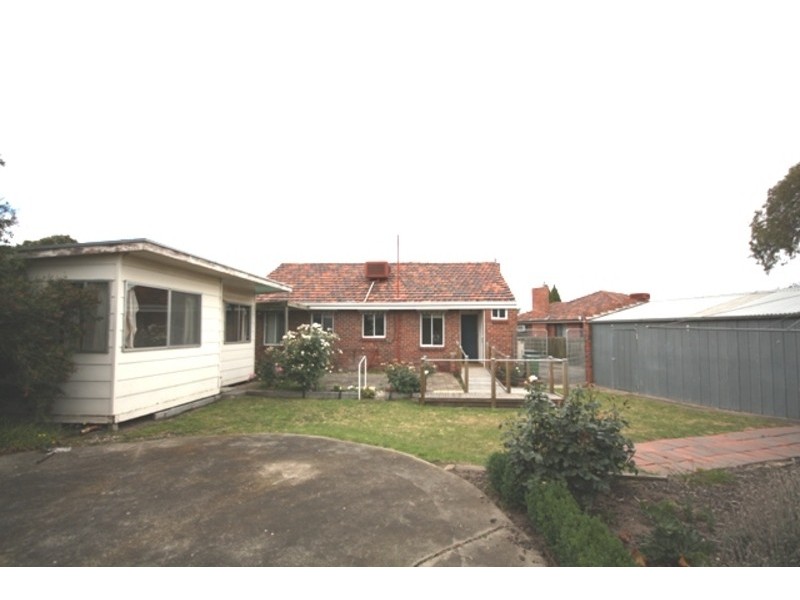 29 Fox Court, Jacana VIC 3047