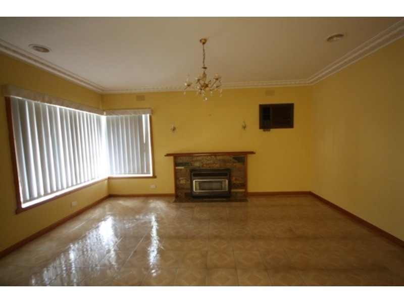 85 Ward Street, Glenroy VIC 3046