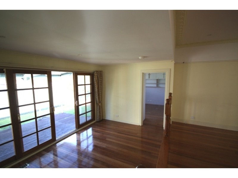 11 Illawara Street, Glenroy VIC 3046
