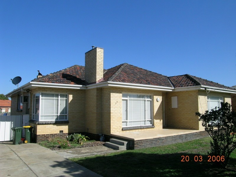 39 Grandview Street, Glenroy VIC 3046