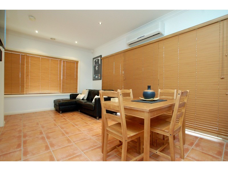 1/20 Isla Avenue, Glenroy VIC 3046