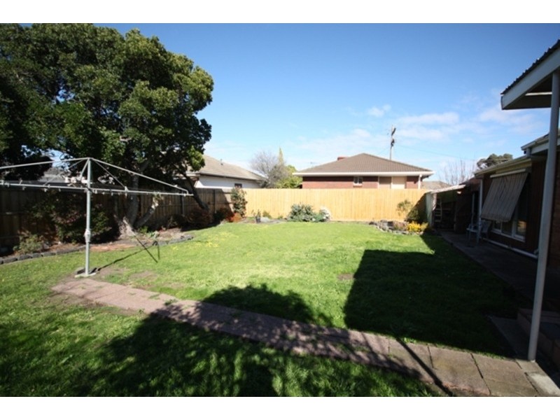 49 Clovelly Avenue, Glenroy VIC 3046