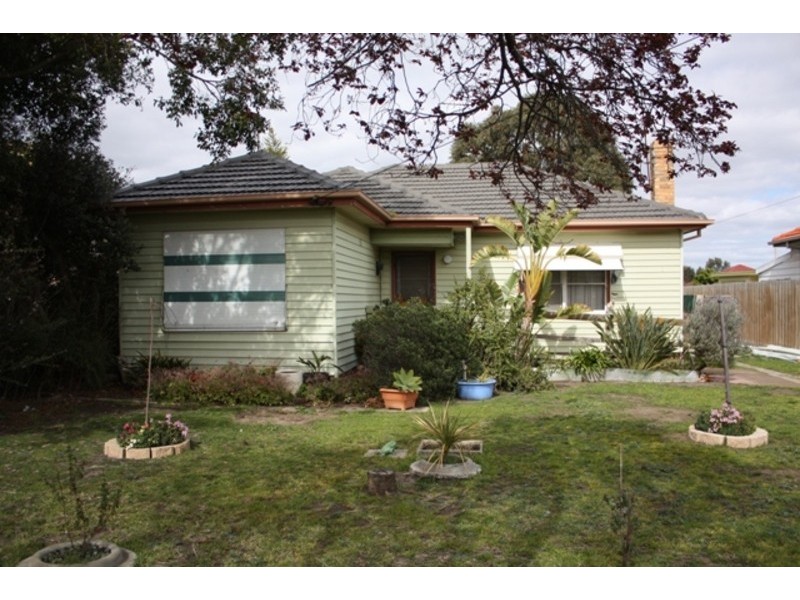 1 Eileen Street, Hadfield VIC 3046