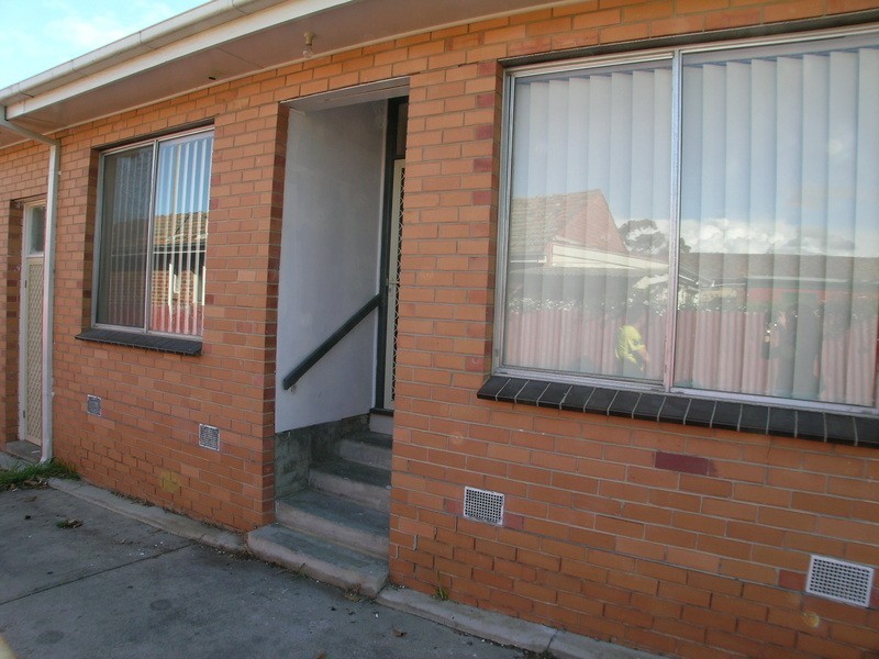 3/18 Grandview Street, Glenroy VIC 3046