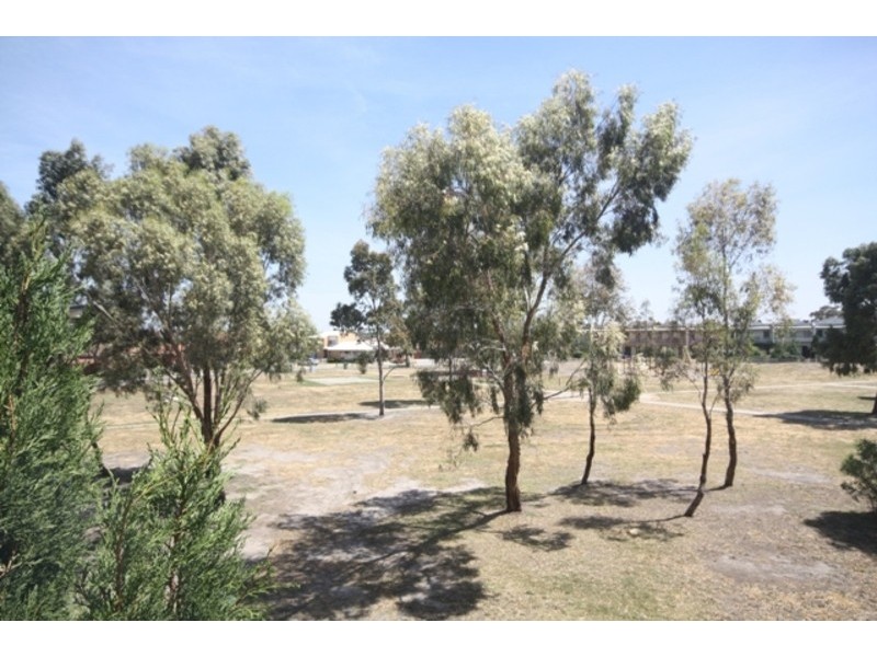 8 Richmond Terrace, Roxburgh Park VIC 3064