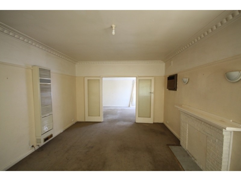 1049 Pascoe Vale Road, Broadmeadows VIC 3047