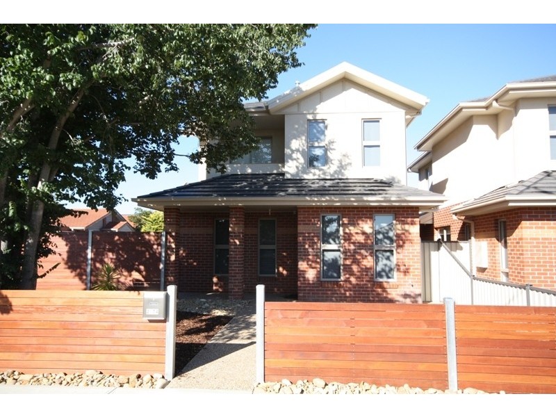 2/74 Chapman Avenue, Glenroy VIC 3046