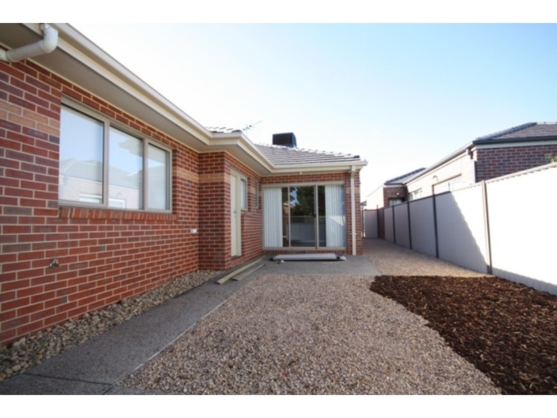 3/74 Chapman Avenue, Glenroy VIC 3046