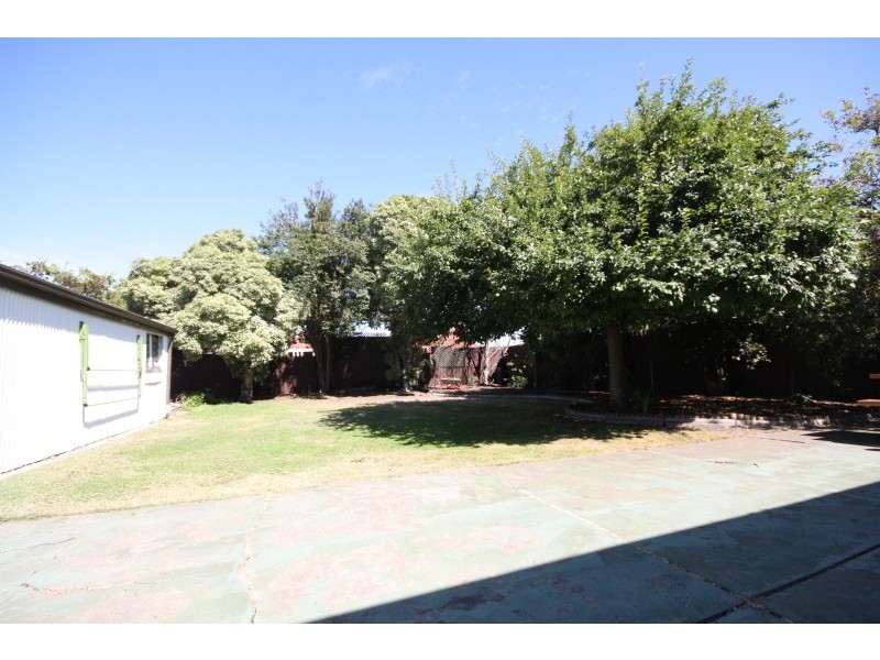 25 Churchill Street, Glenroy VIC 3046