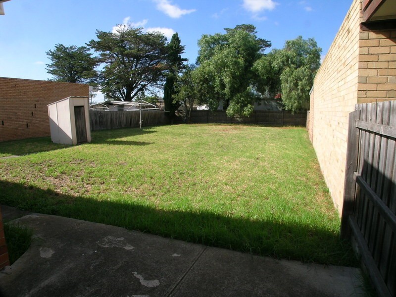 5 McDonald Court, Glenroy VIC 3046